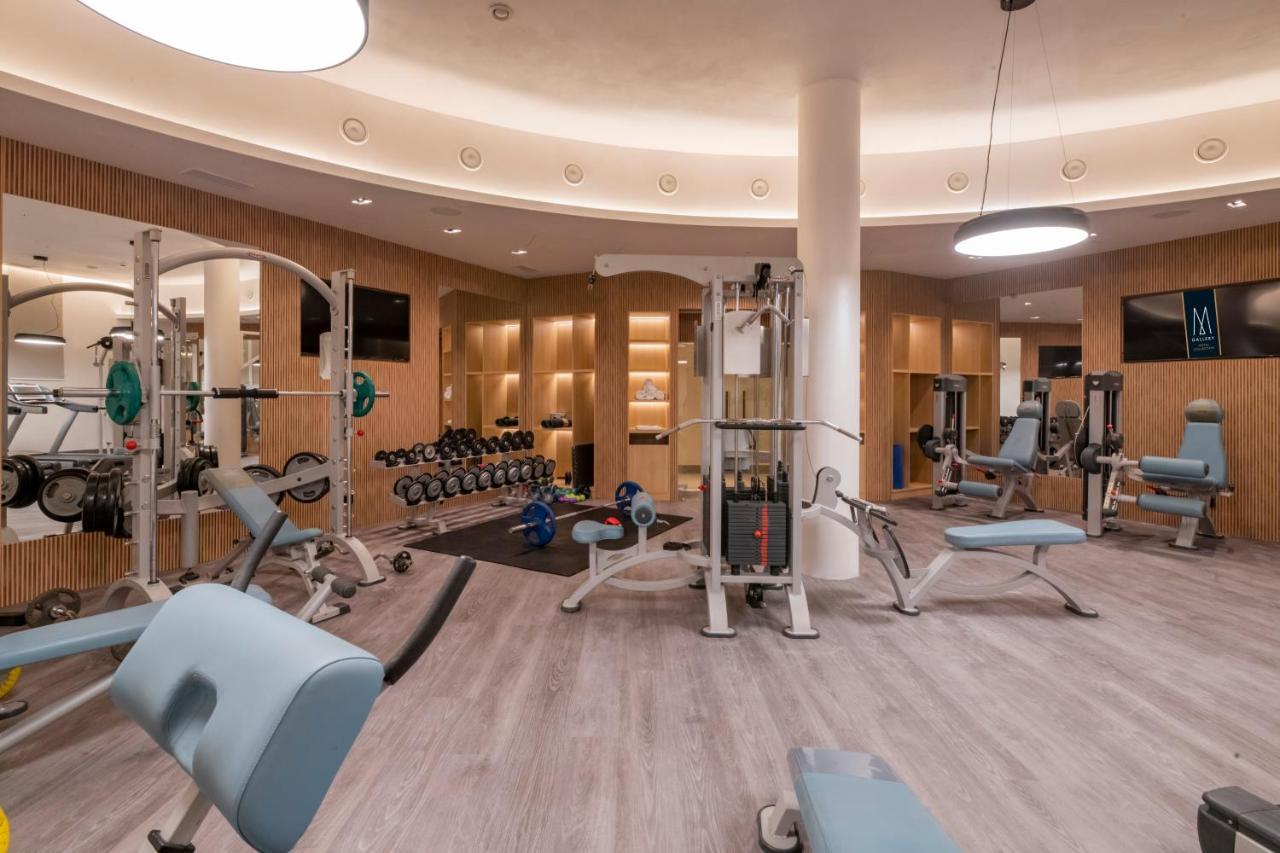 فندق ميزون صوفيا المظهر الخارجي الصورة The gym at the hotel
